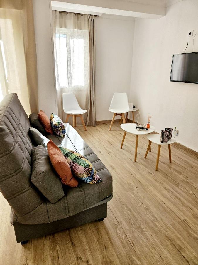 Apartamento Familiar En Triana Sevilla Kültér fotó