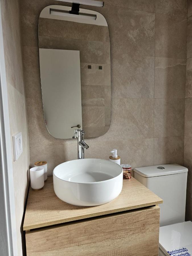 Apartamento Familiar En Triana Sevilla Kültér fotó