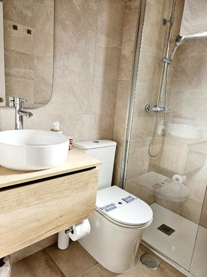Apartamento Familiar En Triana Sevilla Kültér fotó